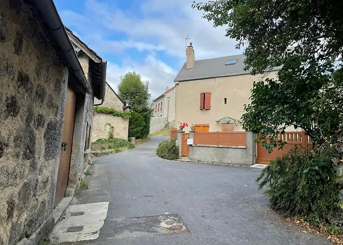 Lou Aubrac Aux Portes De L'aubrac * Saint-Laurent-de-Muret