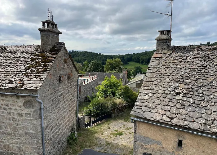 Lou Aubrac Aux Portes De L'aubrac Semesterbostad *